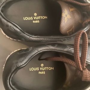 Louis Vuitton Black Knit Fabric VNR Low Top Sneakers, 43.5 - BOPF